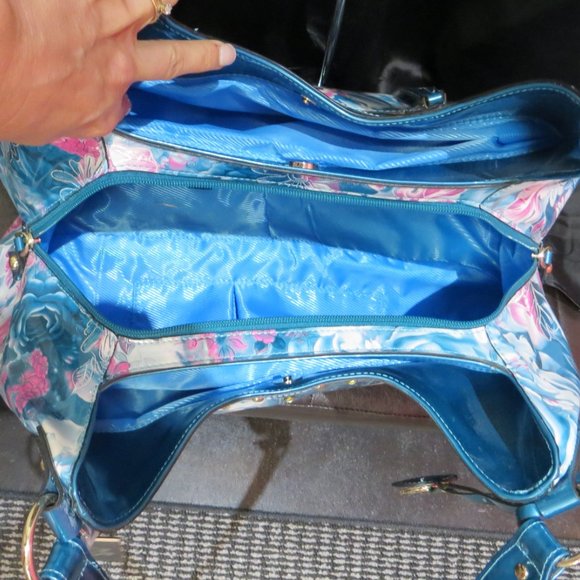 M.C. Genuine Leather Handbag or Purse - Picture 2 of 4